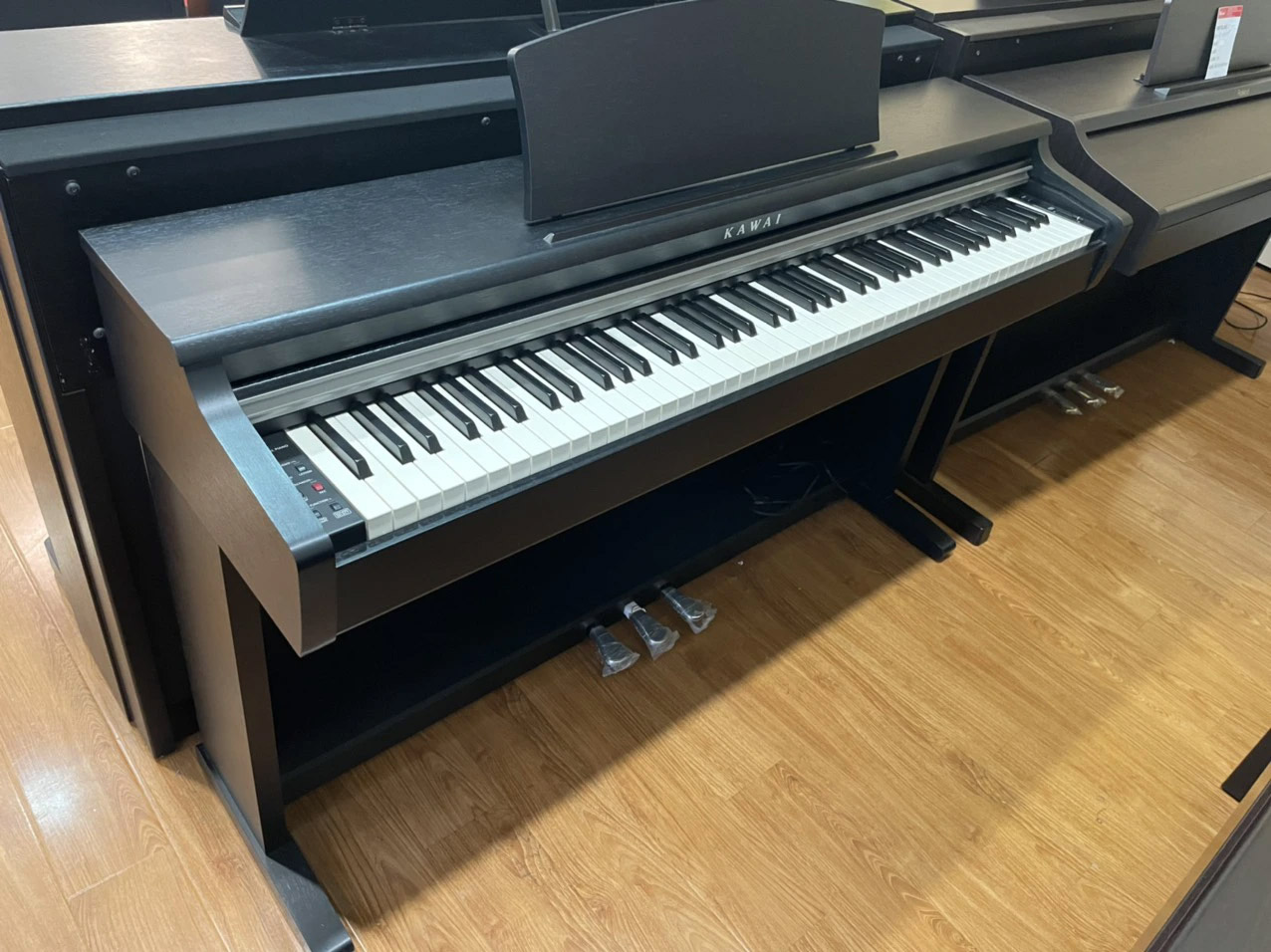 Hướng dẫn chọn mua đàn piano điện giá rẻ tại Hải Dương 3 dan piano dien kawai hai phong