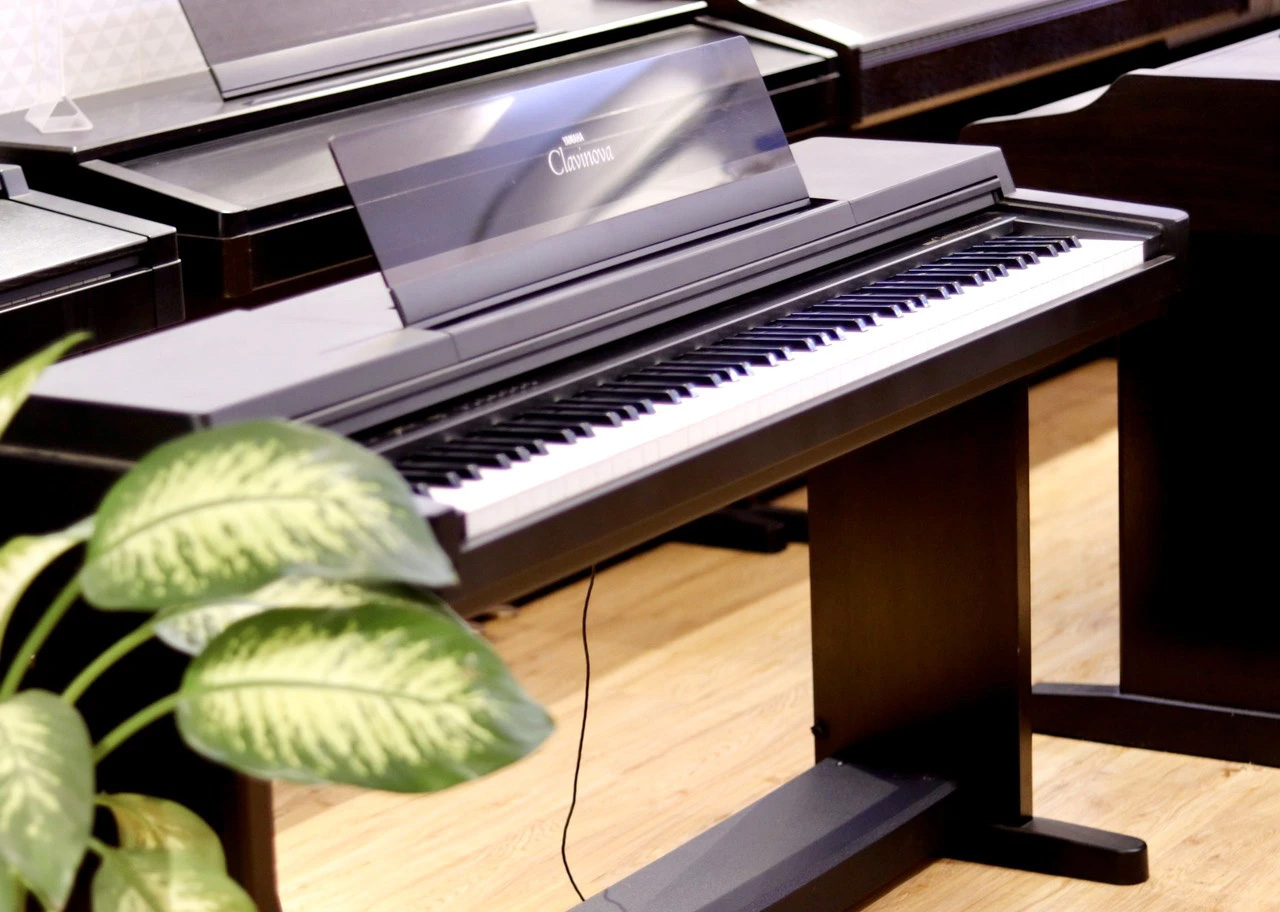đàn piano điện hải dương